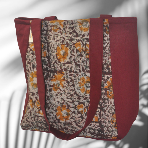Tote bag - Red color with quilted canvas for daily routine